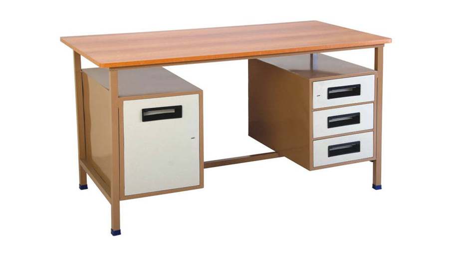 Executive Table DOT-1002