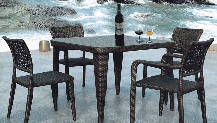 Dark Wicker Dining Set