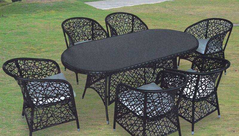 Oval Black Wicker Set