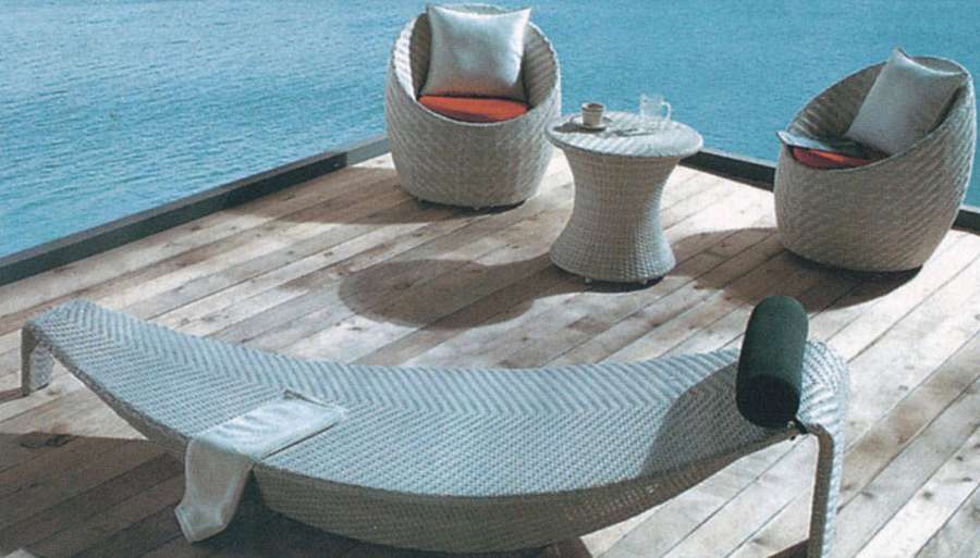 Wicker Chaise Lounge